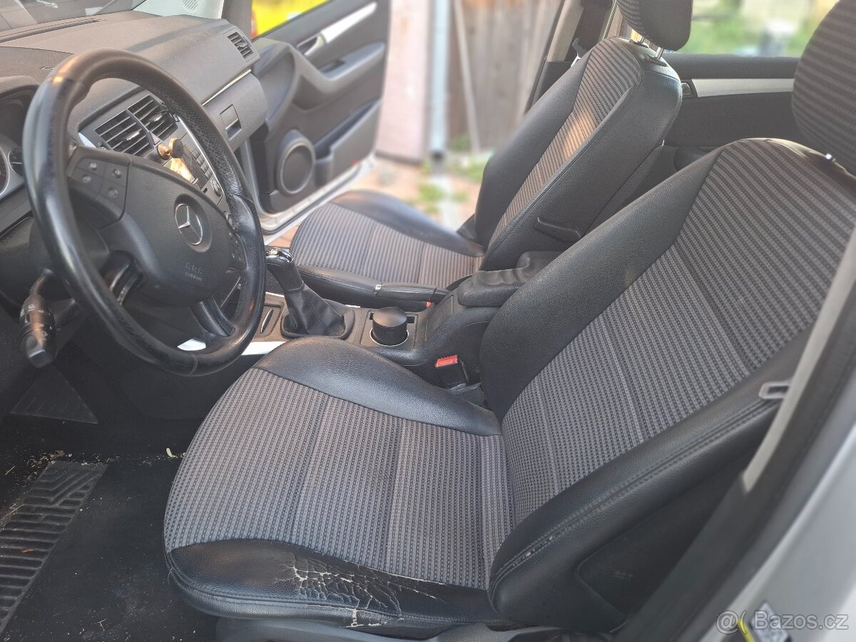 Mercedes b 200 turbo - 13