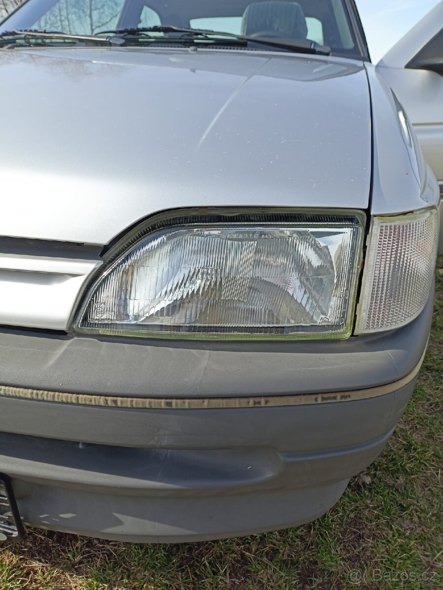 Ford escort 1.4i díly - 13
