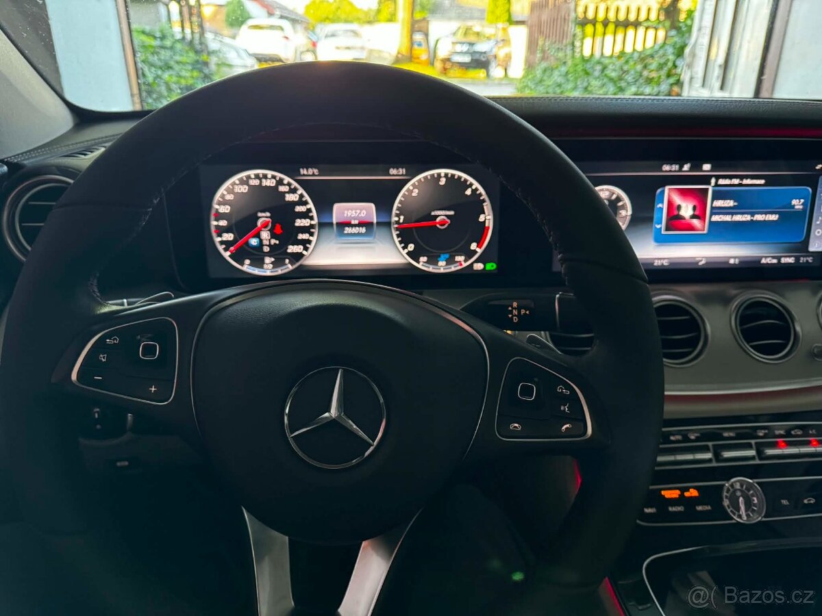 Mercedes Benz E-class 220D W213 - 13