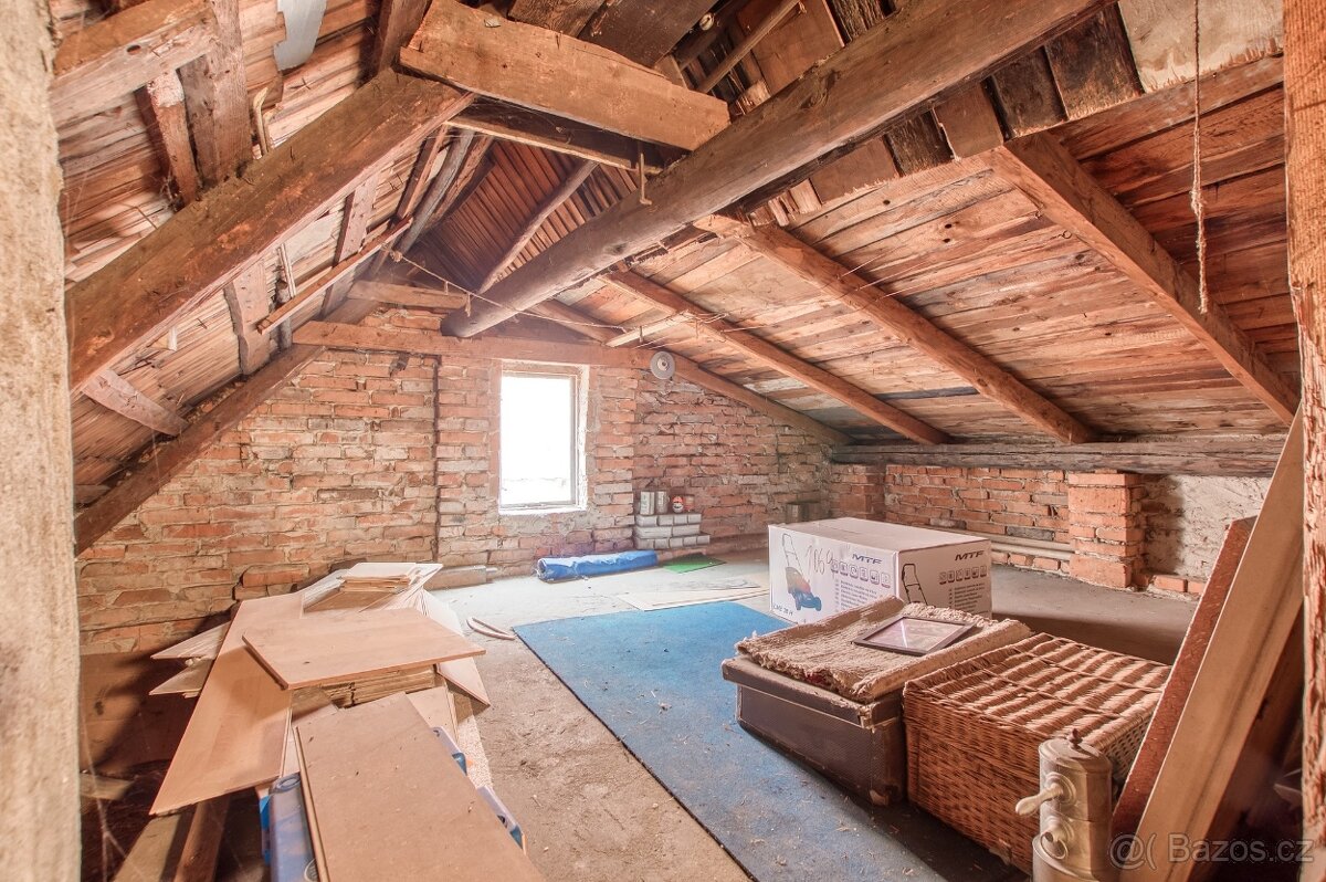 Prodej rodinného domu s historií a zahradou v Příboře - 13