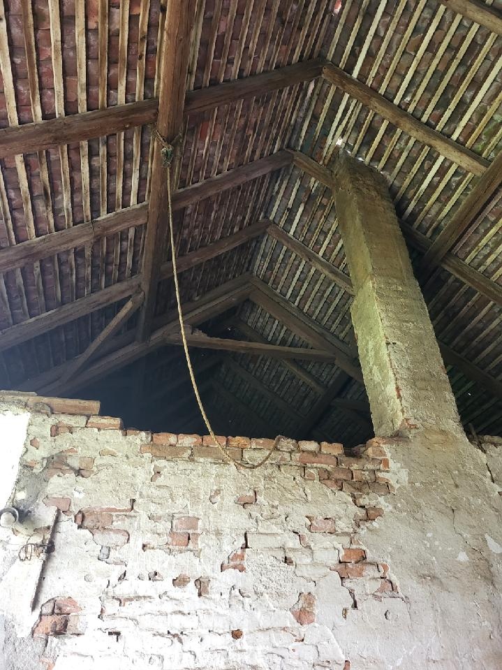 Staré trámy a rozebrame staré objekty zdarma - 13