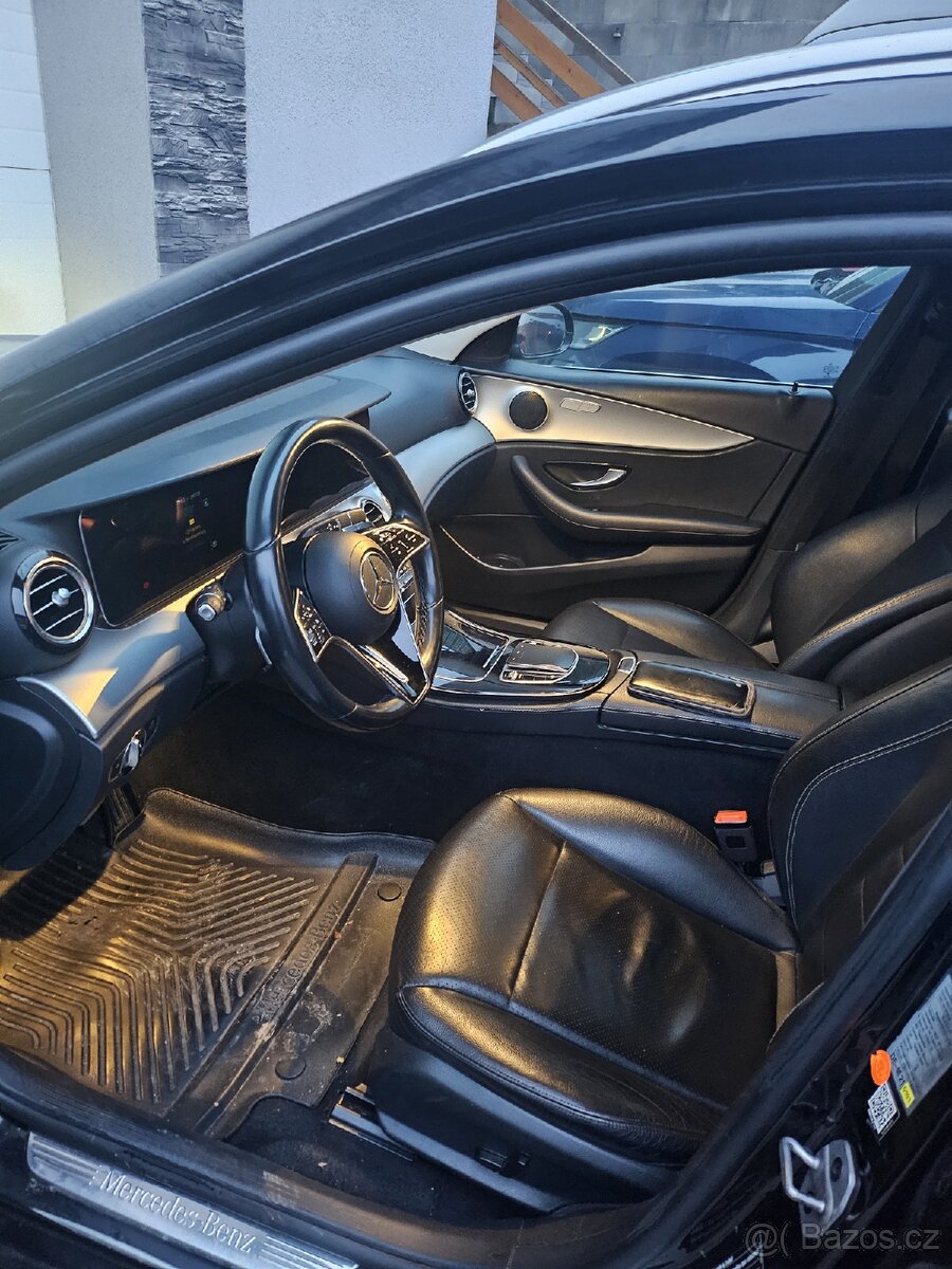 Mercedes Benz W213 E 220d Facelift Rok 2021 143 kW - 13