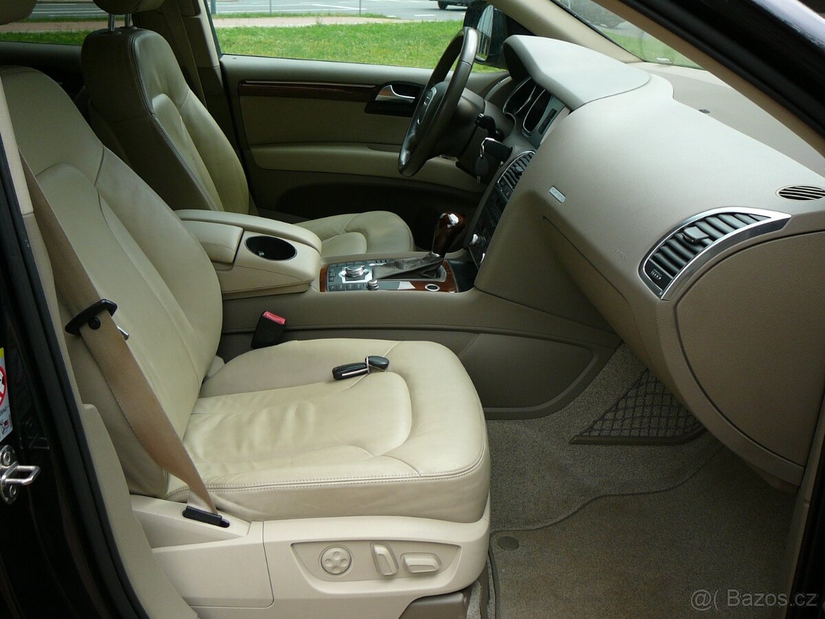Audi Q7 3.0TDi quattro - 13