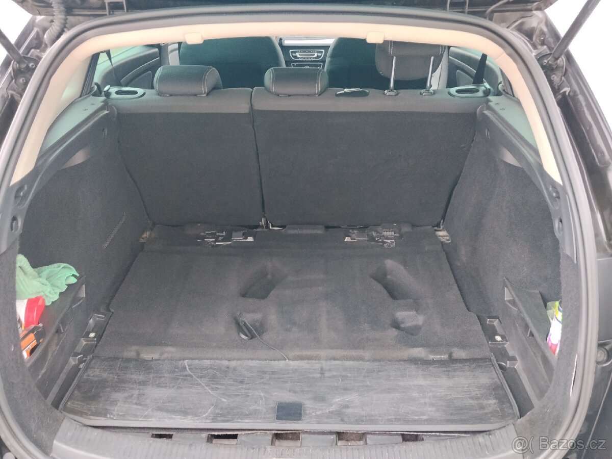 Renault Megane - 13