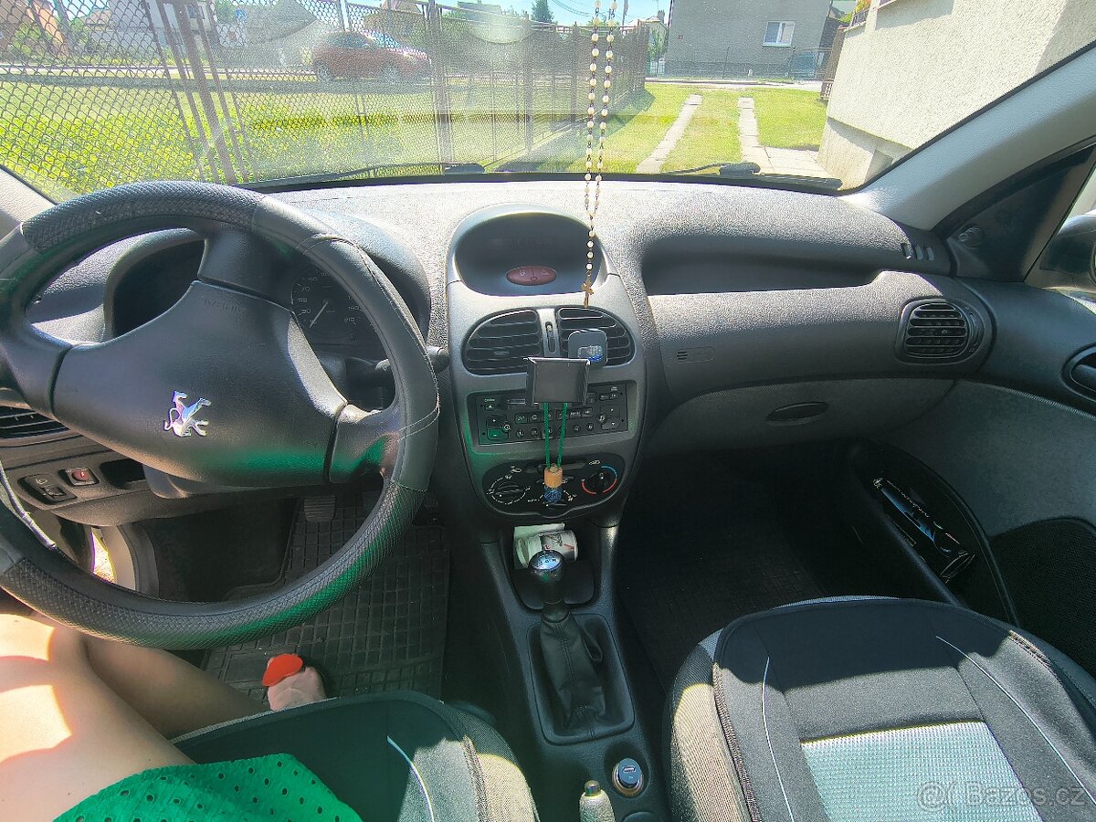 Peugeot 206 SW - 13