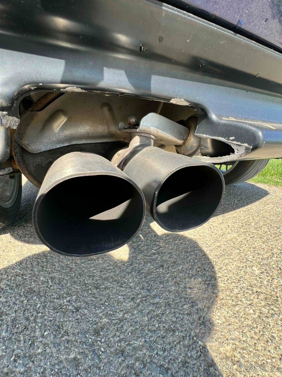 BMW E36 323ti Compact - 13