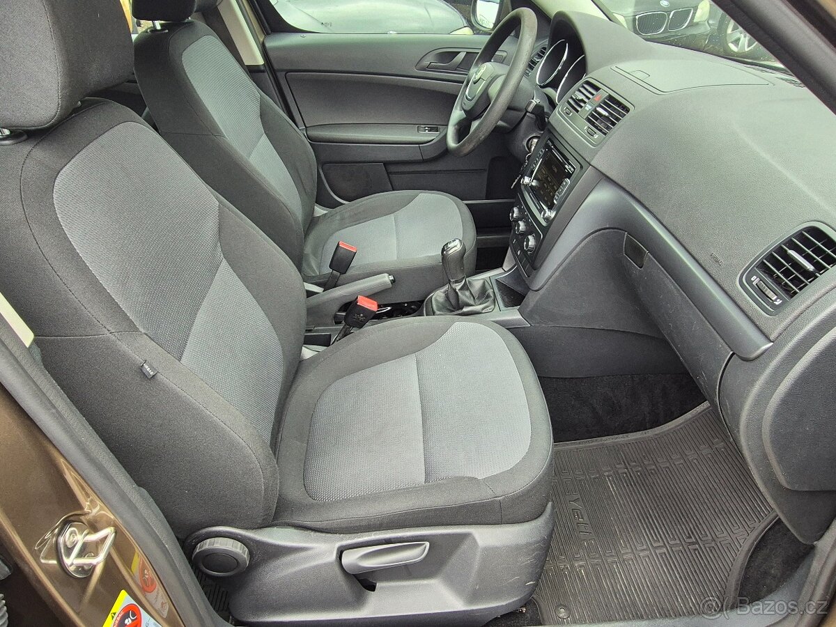 Škoda Yeti 2.0TDi,81KW,4x4,MANUÁL,1.MAJITEL,ČR,R.V.2011 - 13