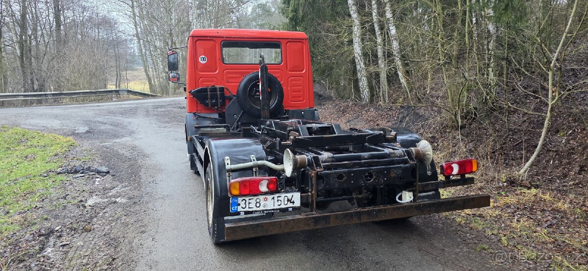 MAN L2000 hákový nosič kontejnerů - 13