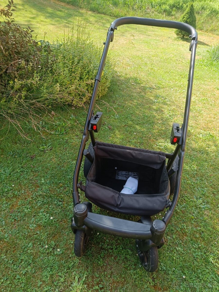 Dětský kočárek Camarelo Zeo - 13