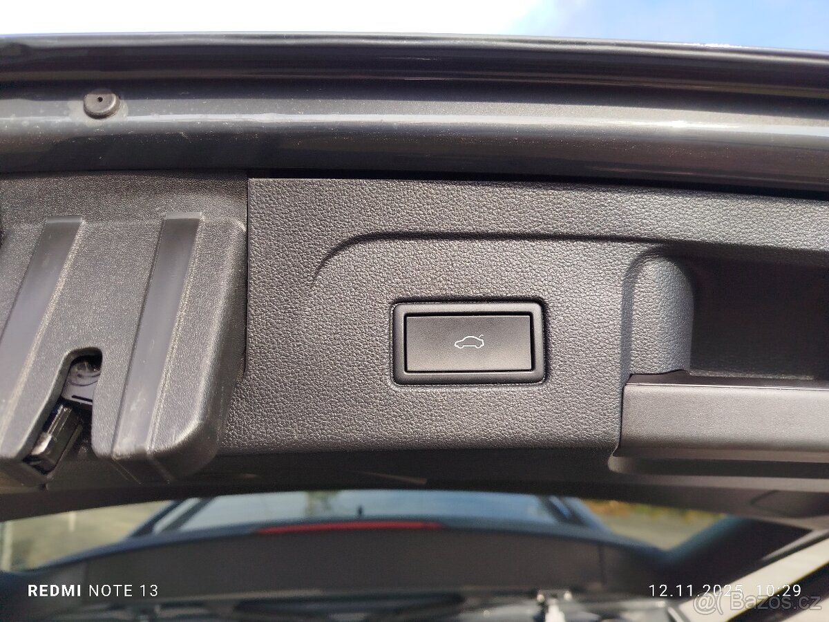 VW Touran 1.5 TSI DSG 7 míst - 13