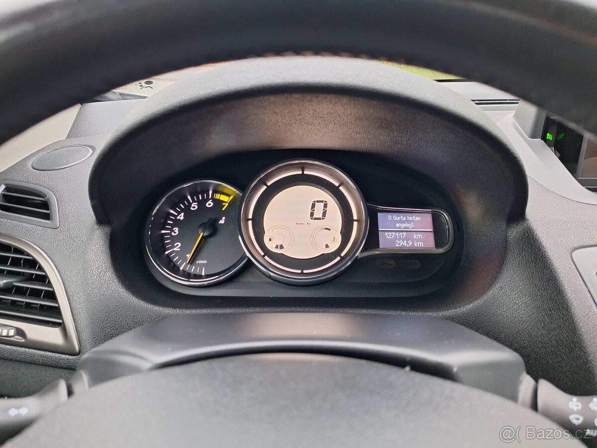 RENAULT MEGANE PARIS R.2014.1.6 BENZIN - 13