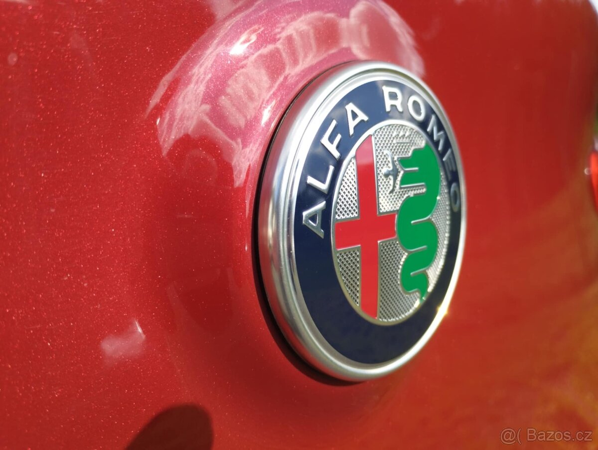 Alfa Romeo Stelvio 2.0T 206kw HAVAROVANÉ, DPH -akce - 13