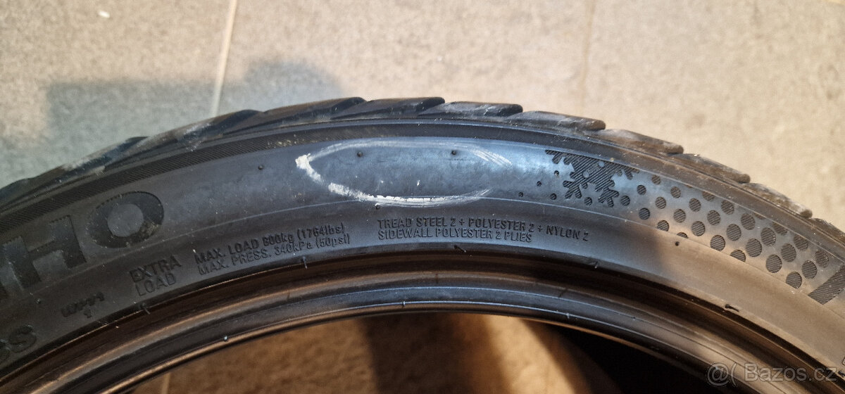 245/40/19 - Kumho - zimní - pošlu poštou 635. - 13