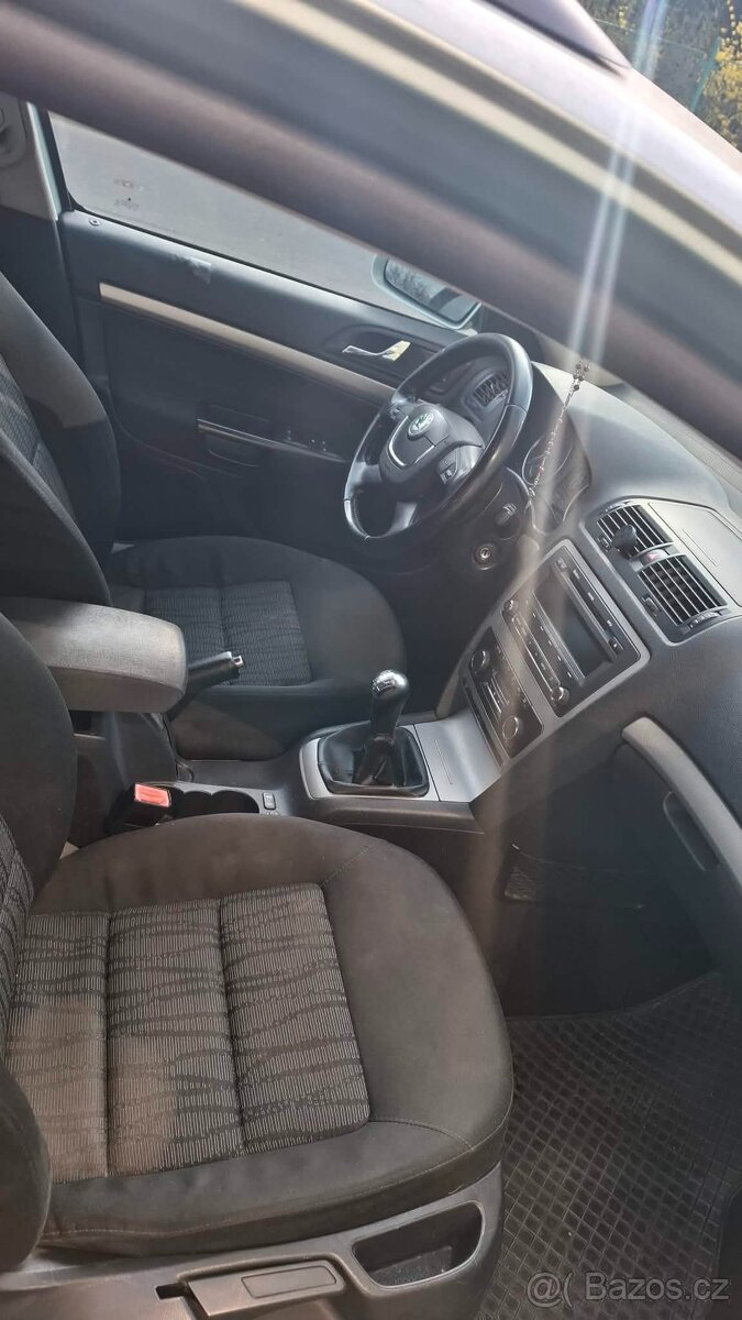 Škoda Octavia 2 facelift 1.9 TDI 77KW BXE - 13