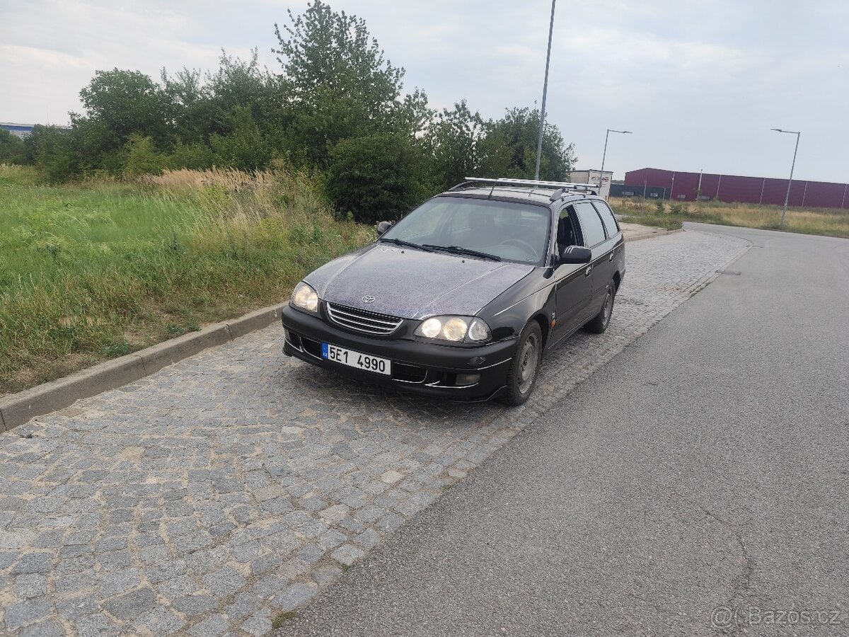 Avensis t22,D4d combi - 13