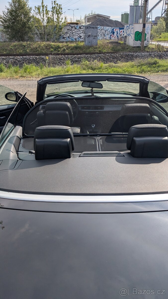 BMW E93 325i 160kW - 13