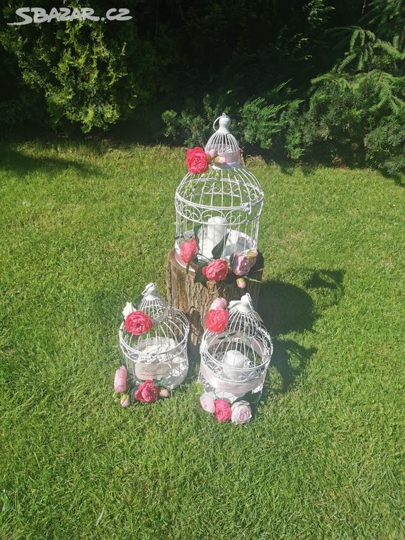 Svatební dekorace vázy svícny polštáře deky lucerny - 13