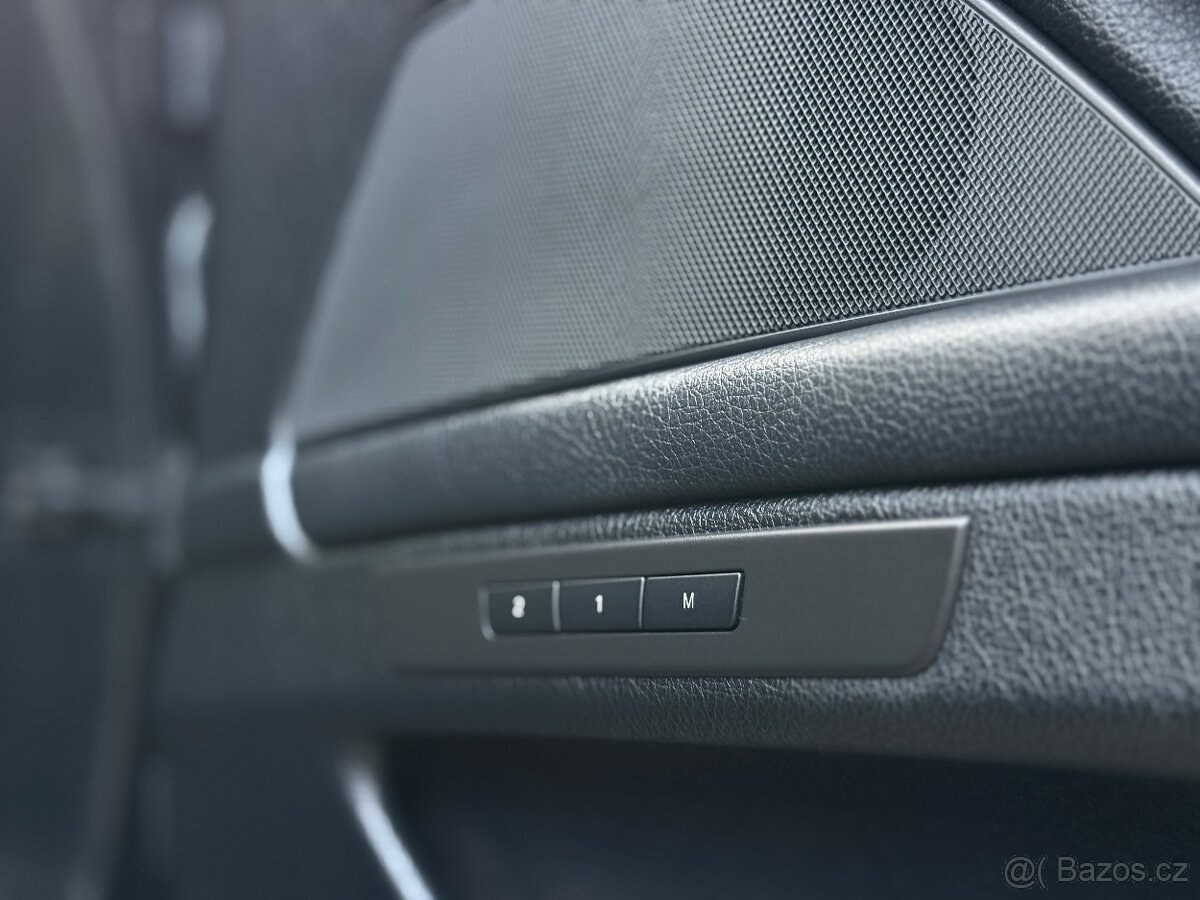 BMW 530xd • 3.0 Diesel • 190 kW • 2011 • xDrive - 13