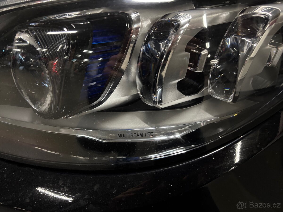 Mercedes Benz C220d 143Kw Amg Line 2019 - 13