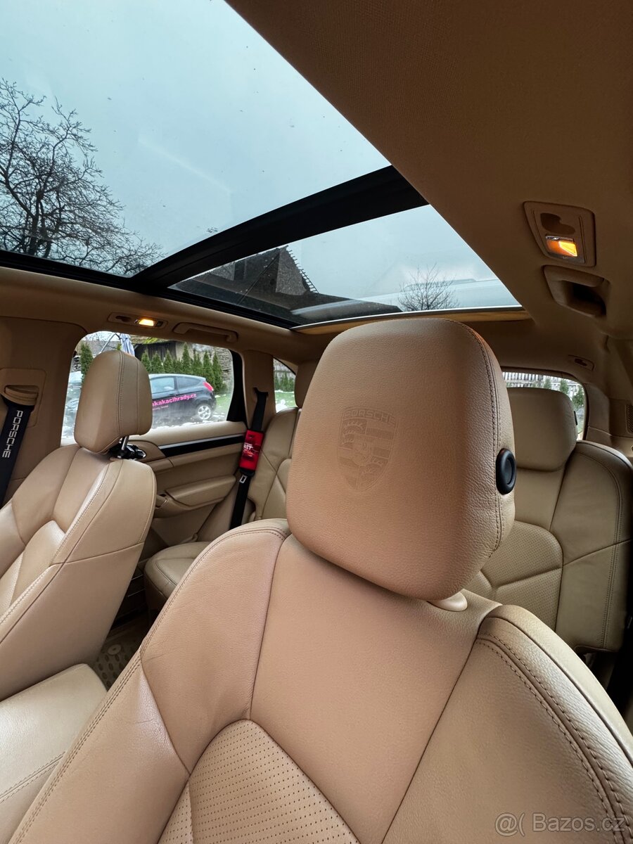 Porsche Cayenne 176 kw - 13