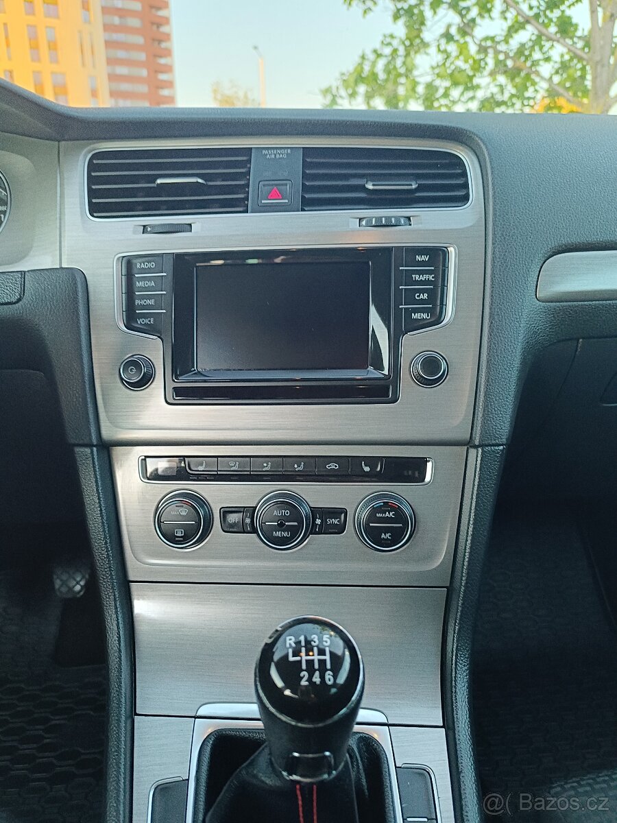 Volkswagen Golf 7 - 13