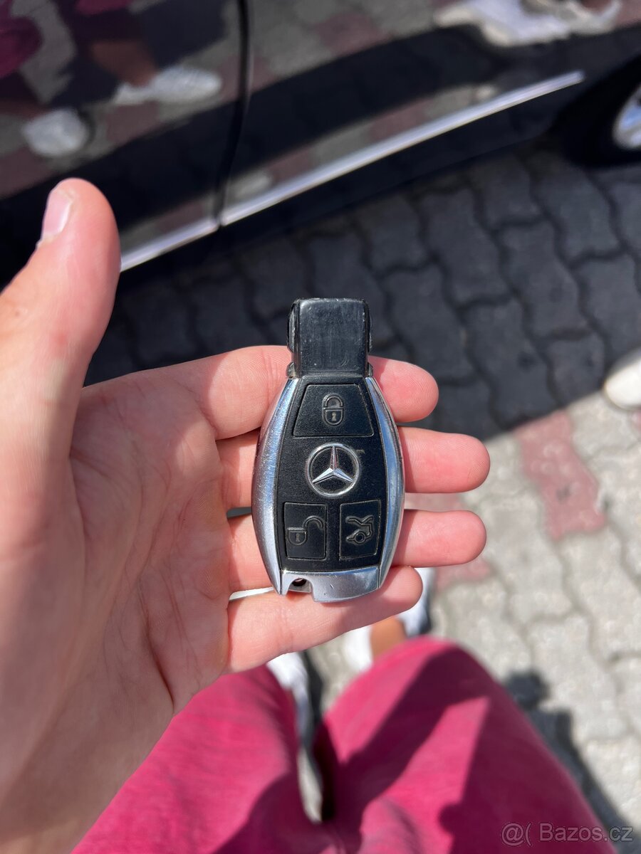Mercedes-Benz E class coupe - 13