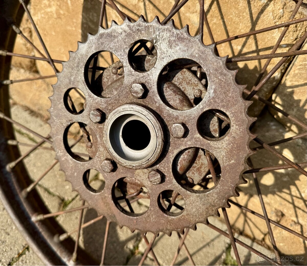 Jawa 175 250 speciál - zadní kolo - 13