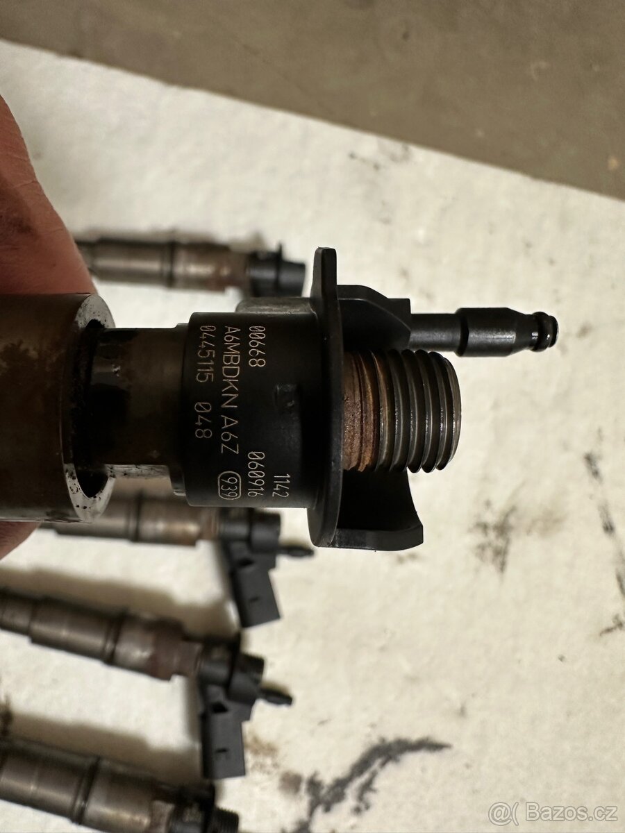 Díly na motor m57 - 13
