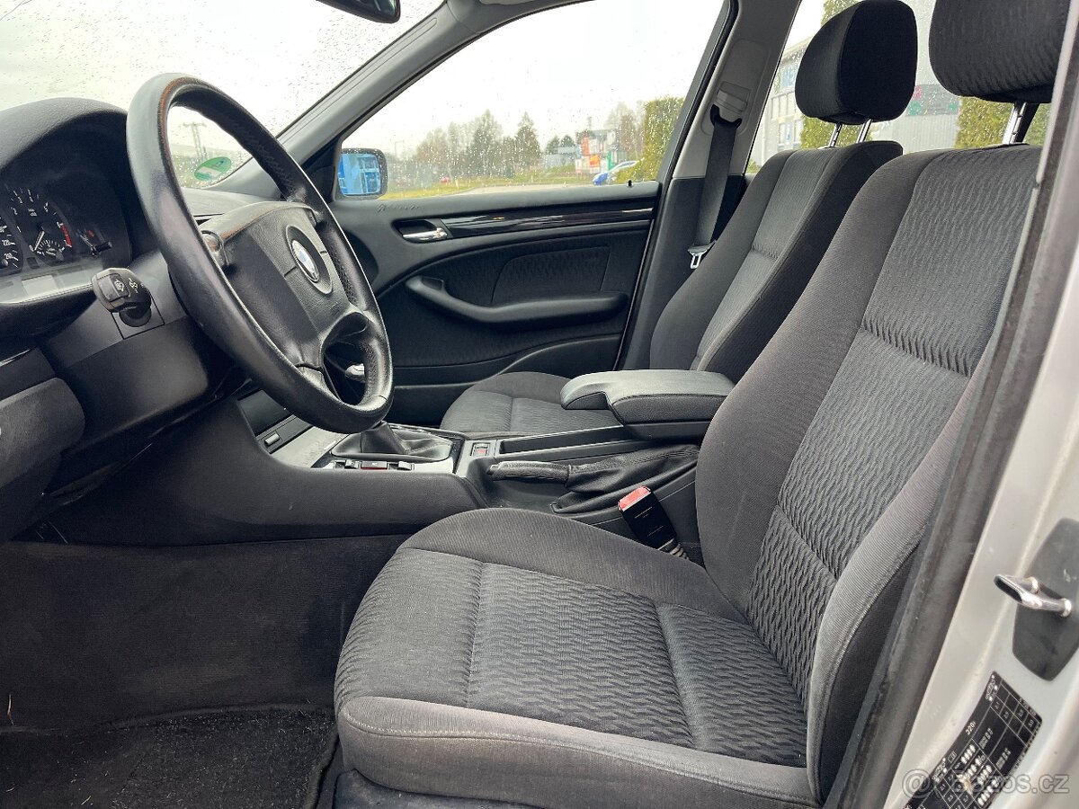 BMW 320i- 125kW - 13