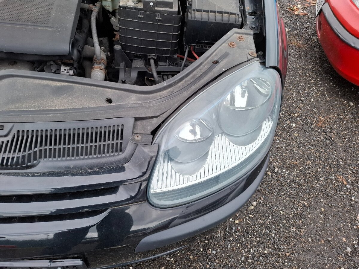 VW Golf V 1.4i 55kw/ / Celek na díly/ // - 13