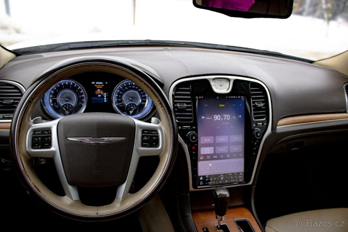 Lancia Thema 3.0 CRD - 13