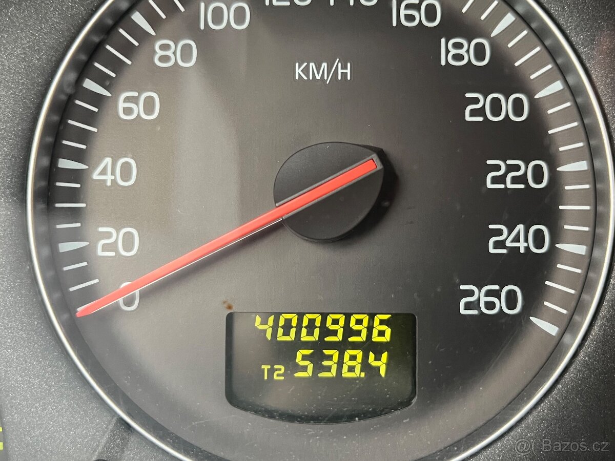 VOLVO XC70 - 13