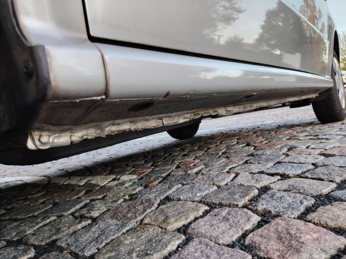 Prodám Škodu Fabii Hatchback 1.2 40kw, rok výroby 2007 - 13