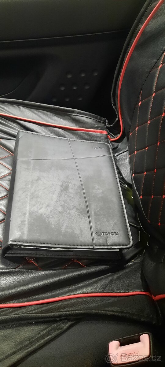 Toyota RAV4 trojdverove - 13