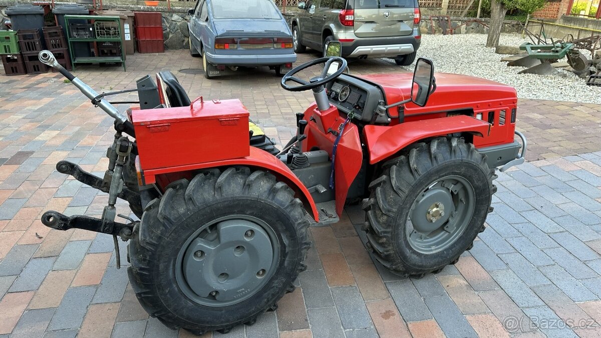 Traktor Antonio Carraro TIGRE 3100, r.v. 2002 - 13