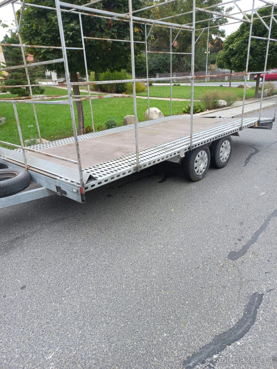 Autopřepravník,podval - 13