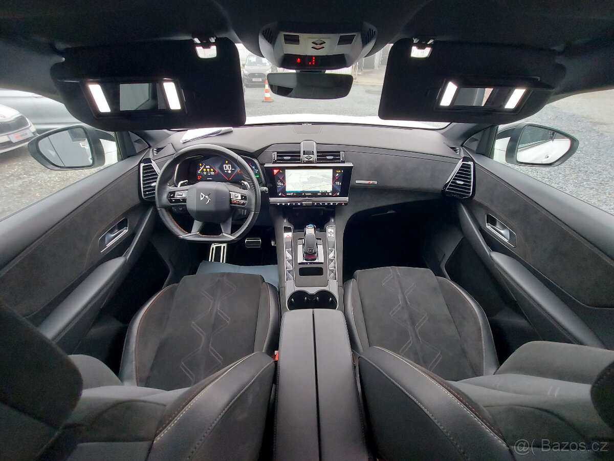 DS 7 Crossback 1,6/133kW/Performance/2022/ČR/ - 13