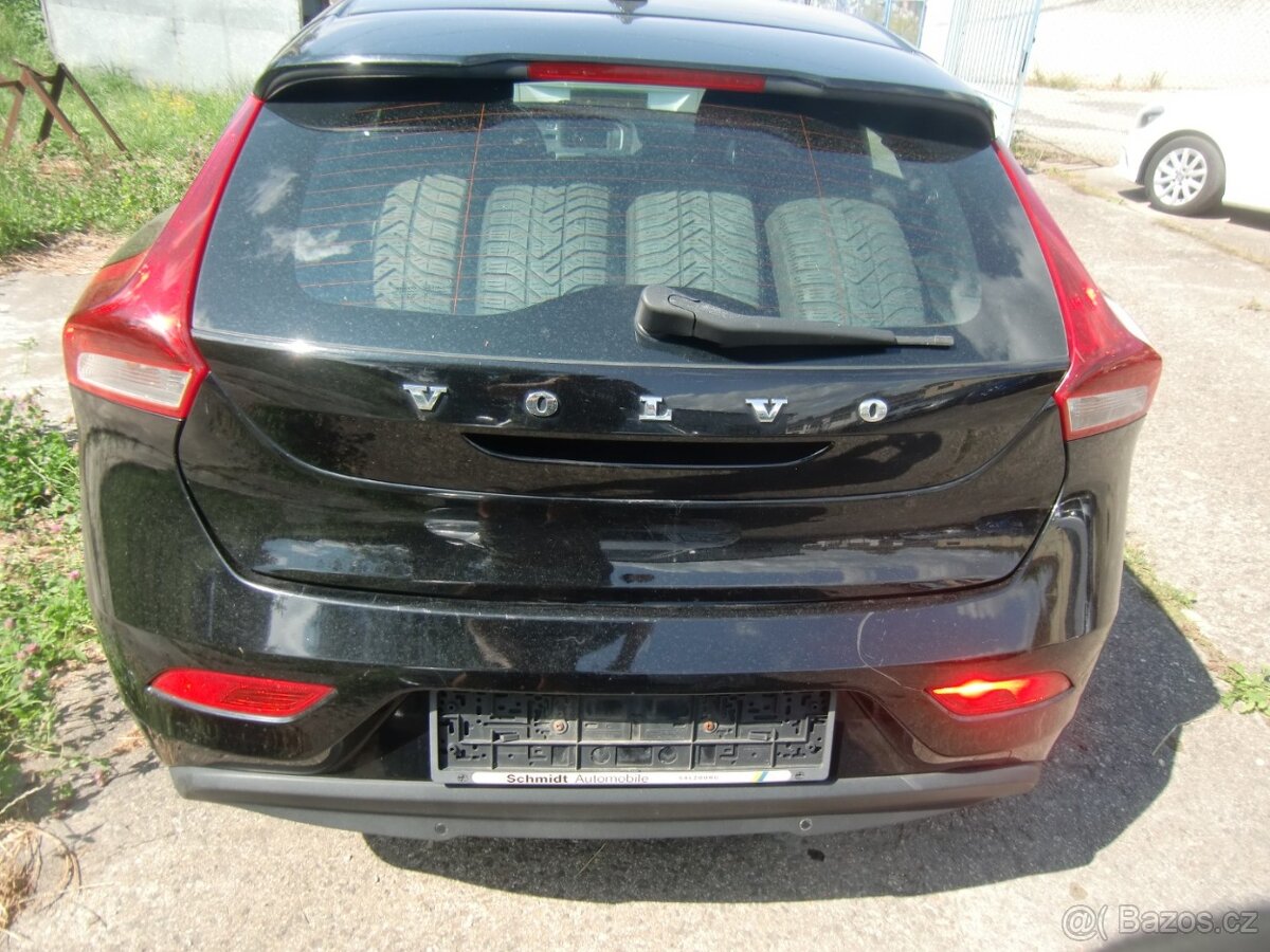 VOLVO V40 1,6D Basis - 13