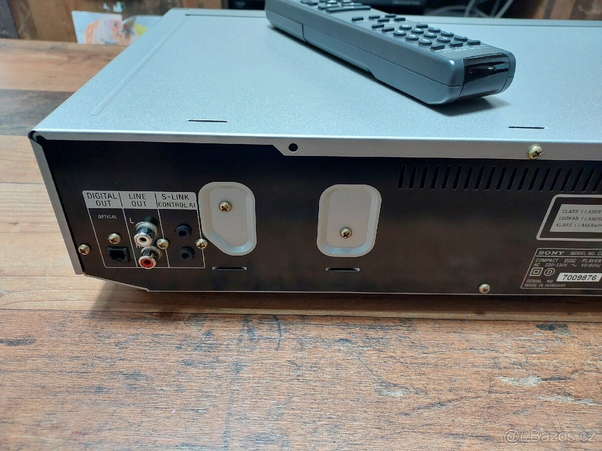 Sony CDP-XE 530 - 13