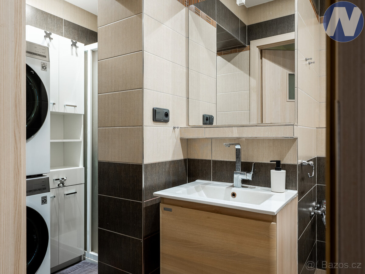 Zbytiny, prodej modernizovaného dr. bytu 3+1 - 13