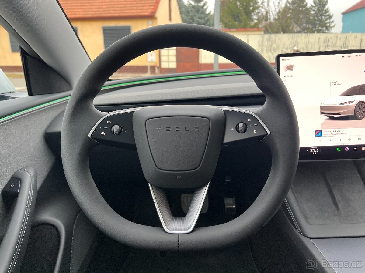 Tesla Model 3 Premium Long Range All-Wheel Drive - 13