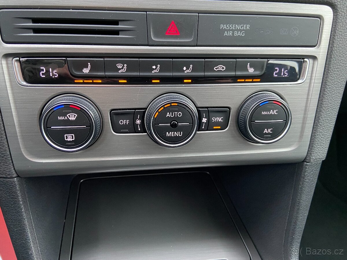 VW Golf Sportsvan 1.6 TDi 81kW Serviska, Navigace - 13