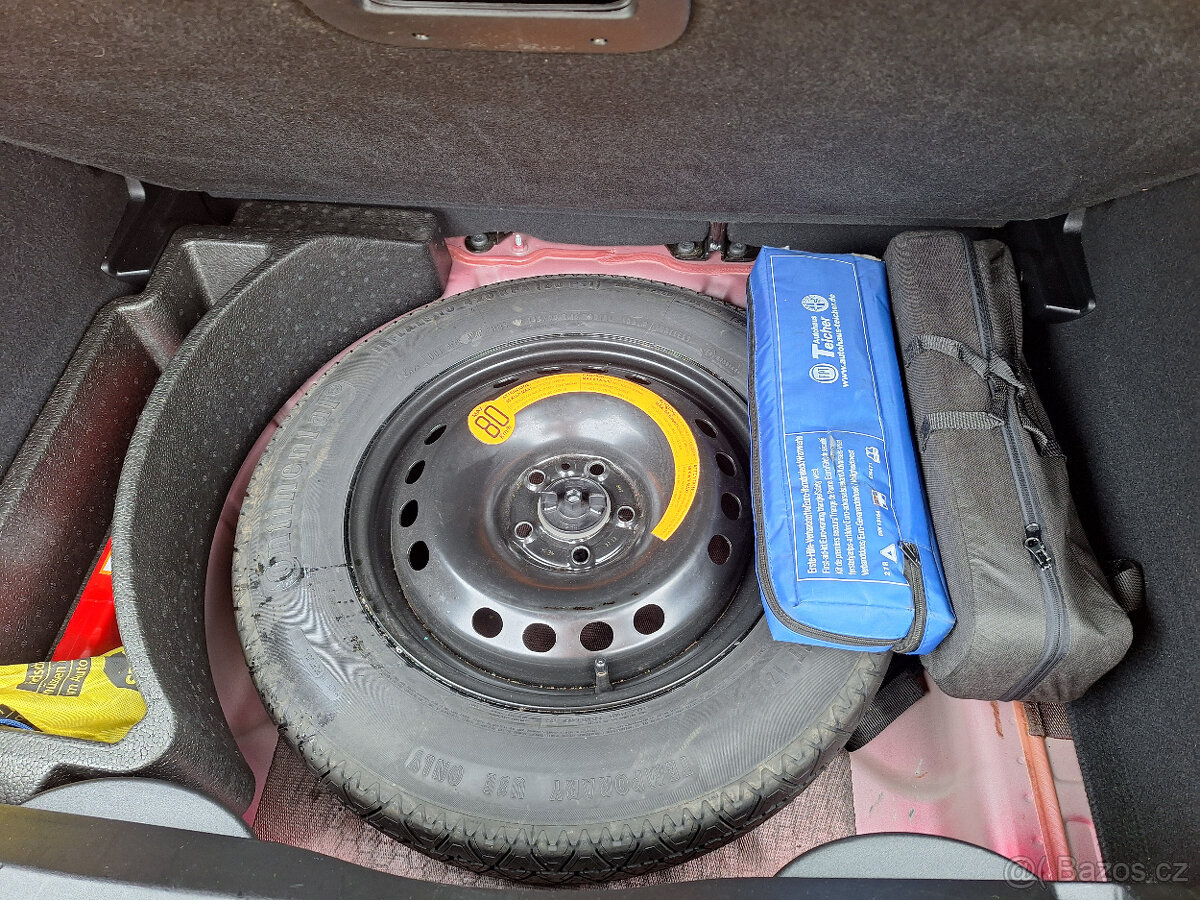 Fiat 500X 1.4benzín103kW,klima,xenon,1majitel,serviska - 13