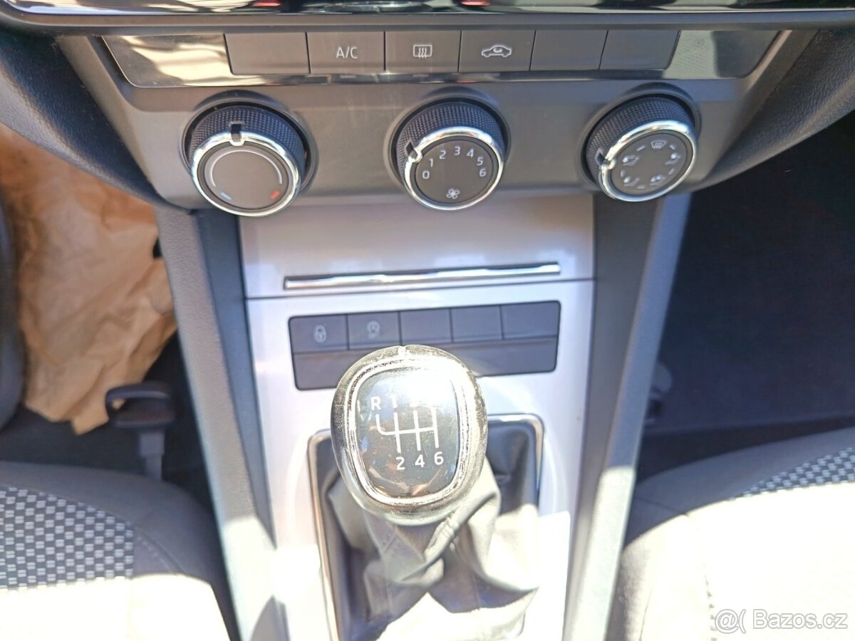 Škoda Octavia 1,4 TSI - 13