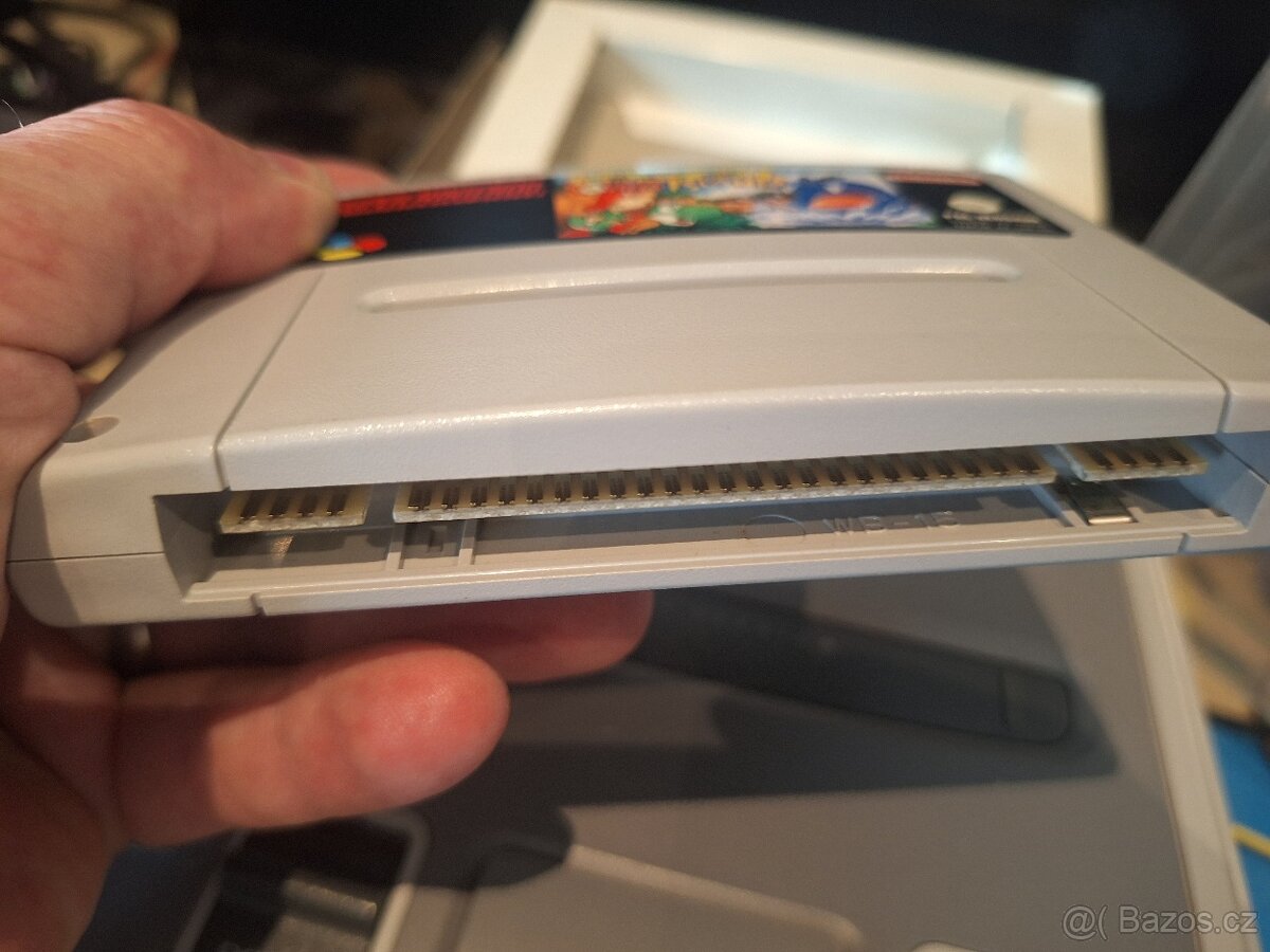 SNES Super Mario World 2: Yoshi's Island - 13