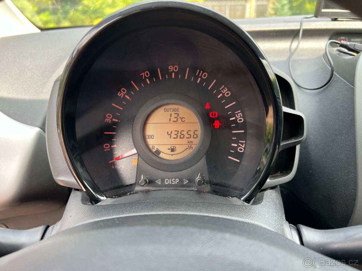 Citroën C1 1.0 i Kamera Tempomat 1. Majitel - 13