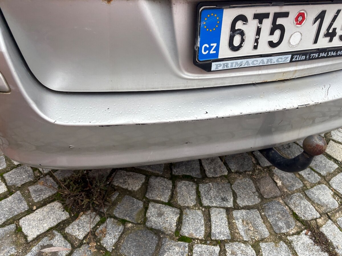 Opel Astra h 1.9 cdti dily - 13