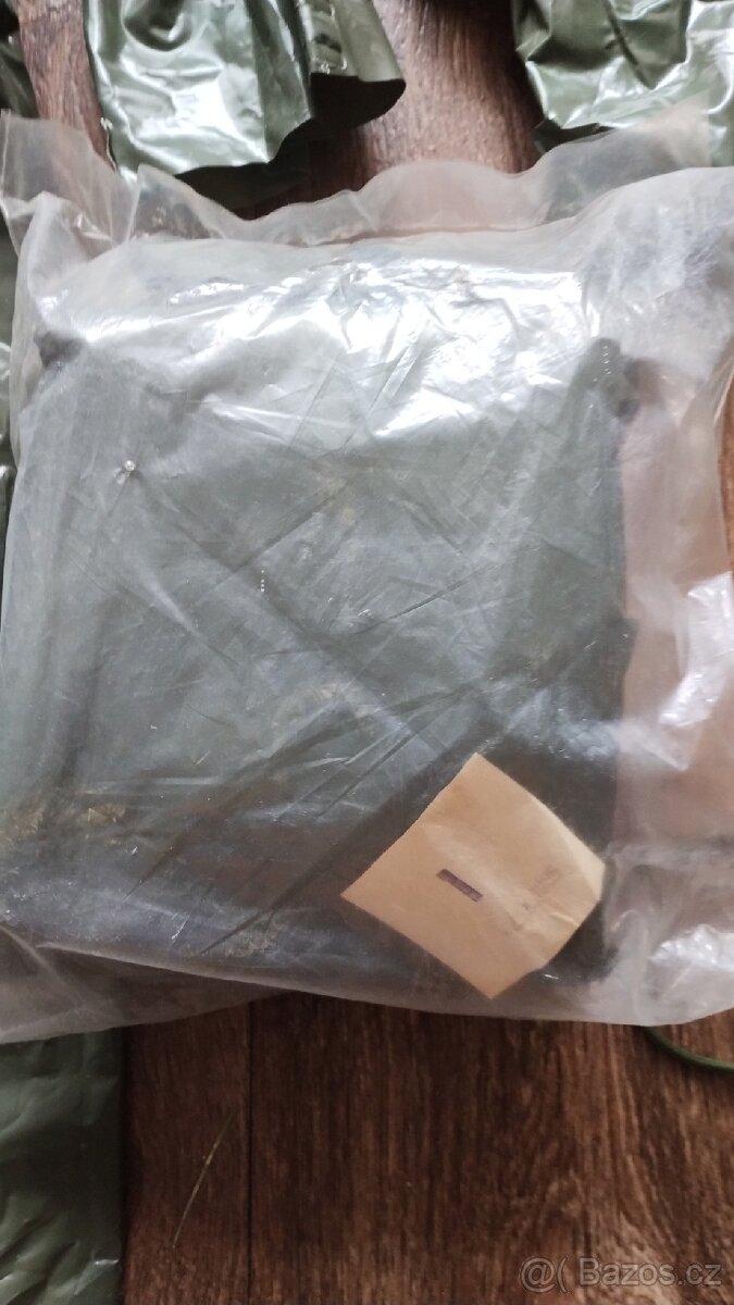 Protichemické obleky-2 kusy - 13