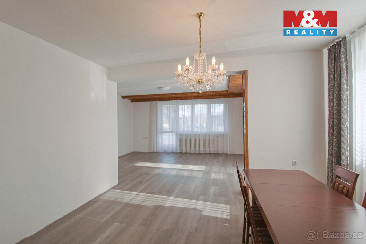 Prodej rodinného domu, 221 m², Kunín - 13