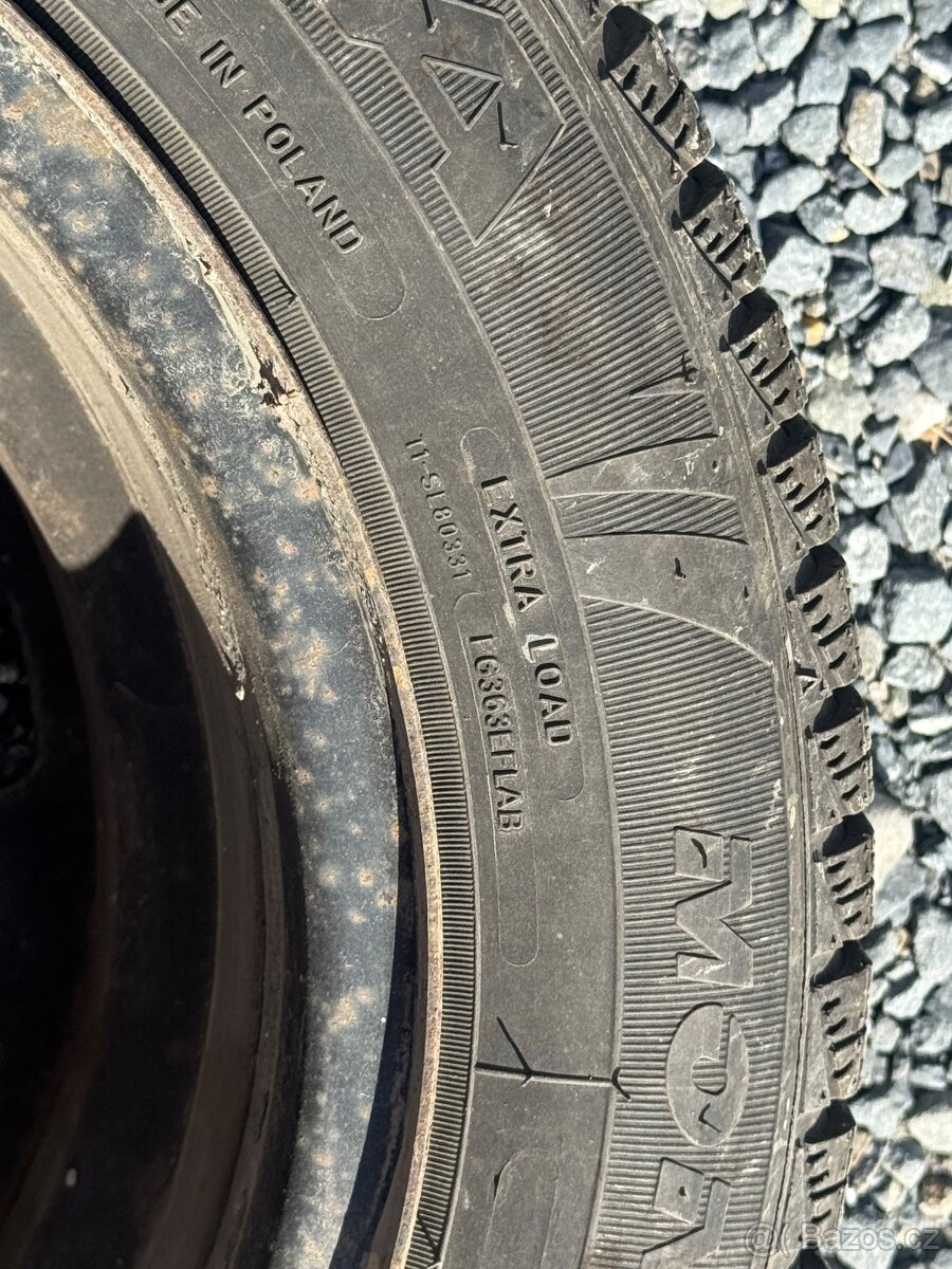 Zimní kola 185/60 R15 - 13